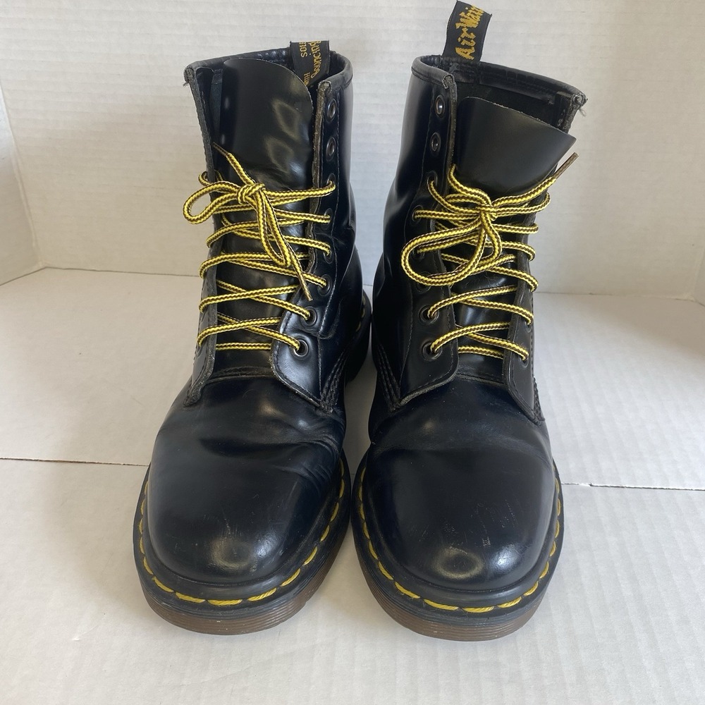 Dr. Martens Womens Smooth Black Leather 1460 w Lace-Up Combat Boots Size 7